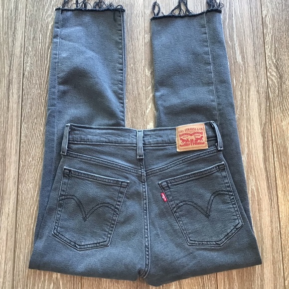 Levi’s Wedgie Straight leg jeans - Picture 6 of 7